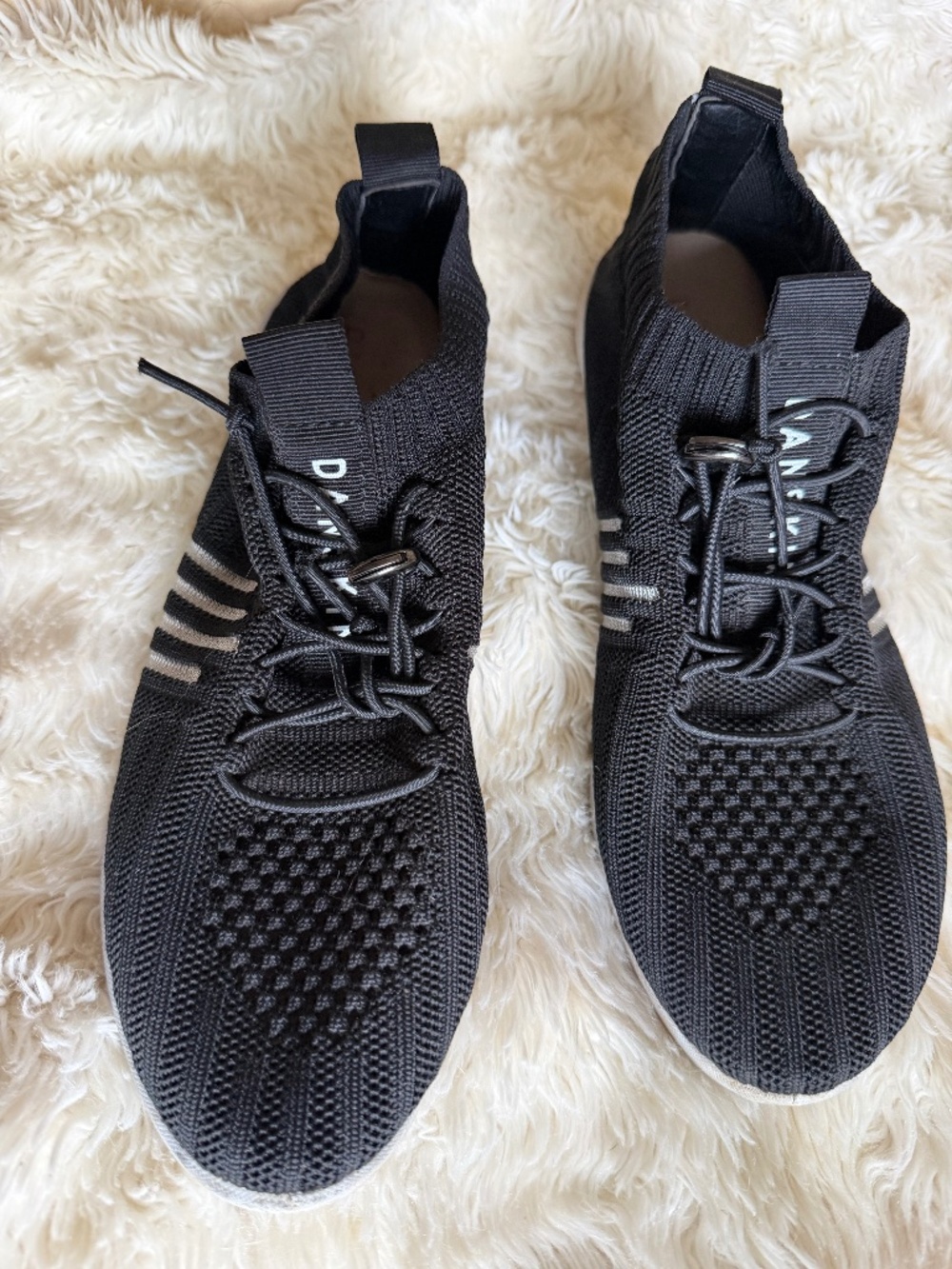 Danskin Size 8 Mesh Sneakers